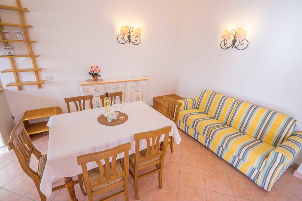 טנאונלה Residence Baia Sant Anna Con Piscina מראה חיצוני תמונה
