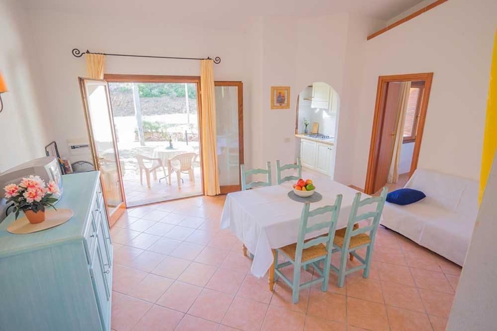 טנאונלה Residence Baia Sant Anna Con Piscina מראה חיצוני תמונה