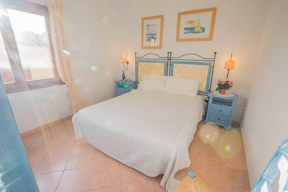 טנאונלה Residence Baia Sant Anna Con Piscina מראה חיצוני תמונה